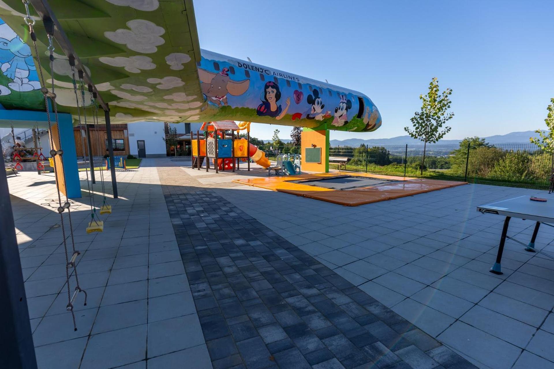 Hotel Dolenjc Ново-Место Экстерьер фото
