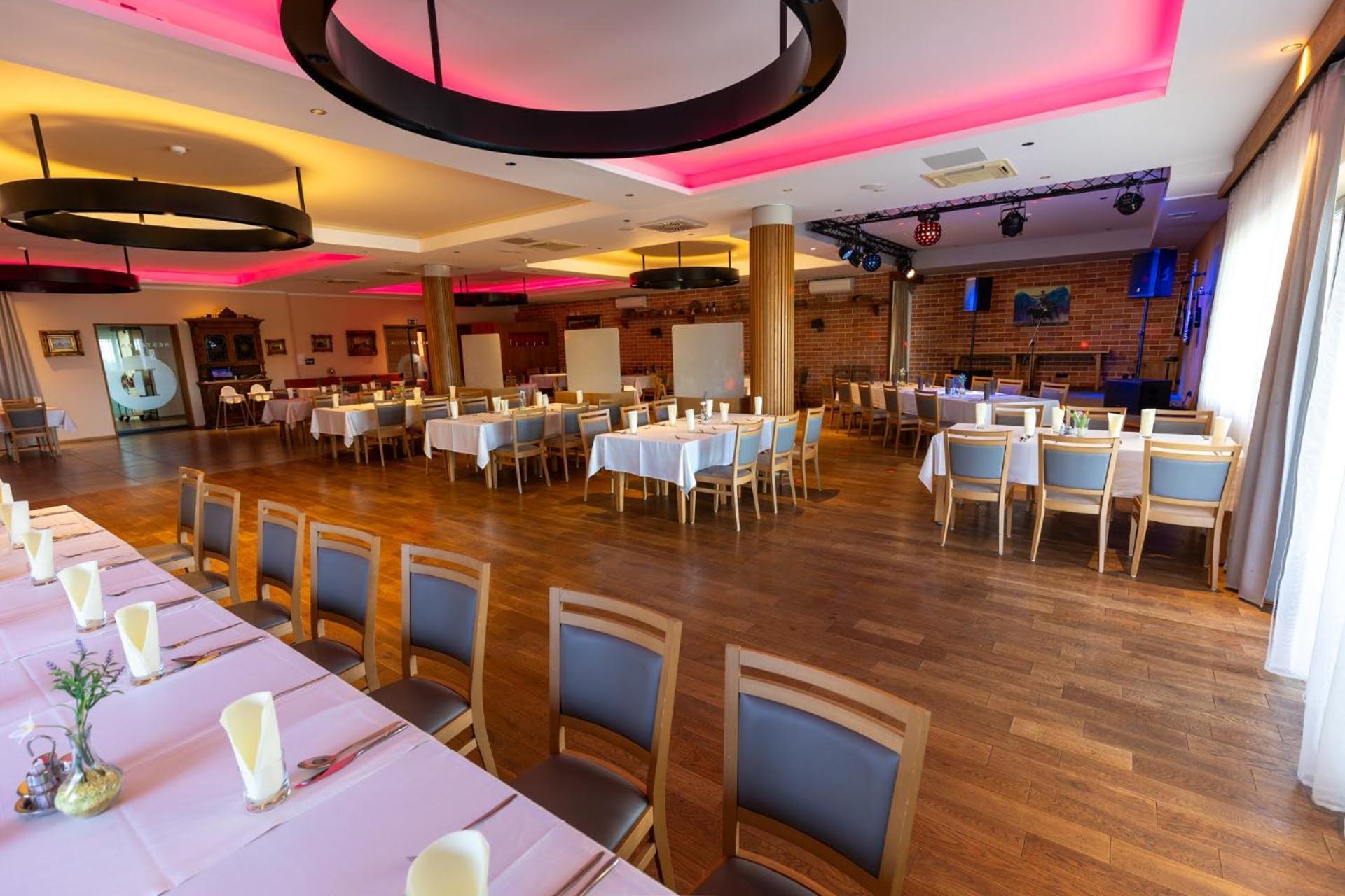 Hotel Dolenjc Ново-Место Экстерьер фото